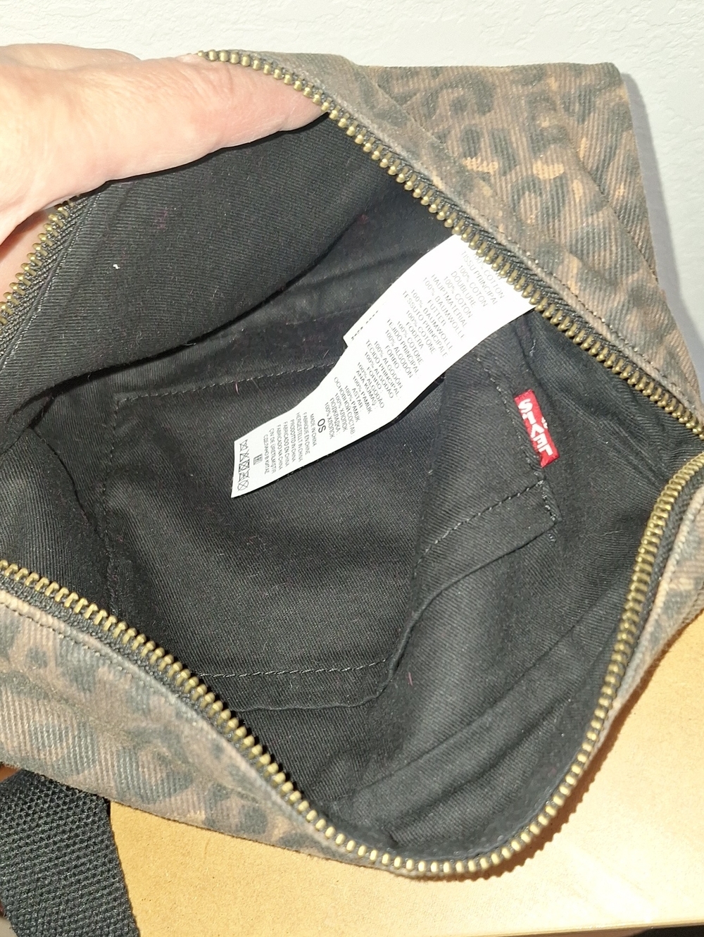 Levi's Devon Leopard Print Crossbody Sling Bag Brown & Black - Picture 8 of 14